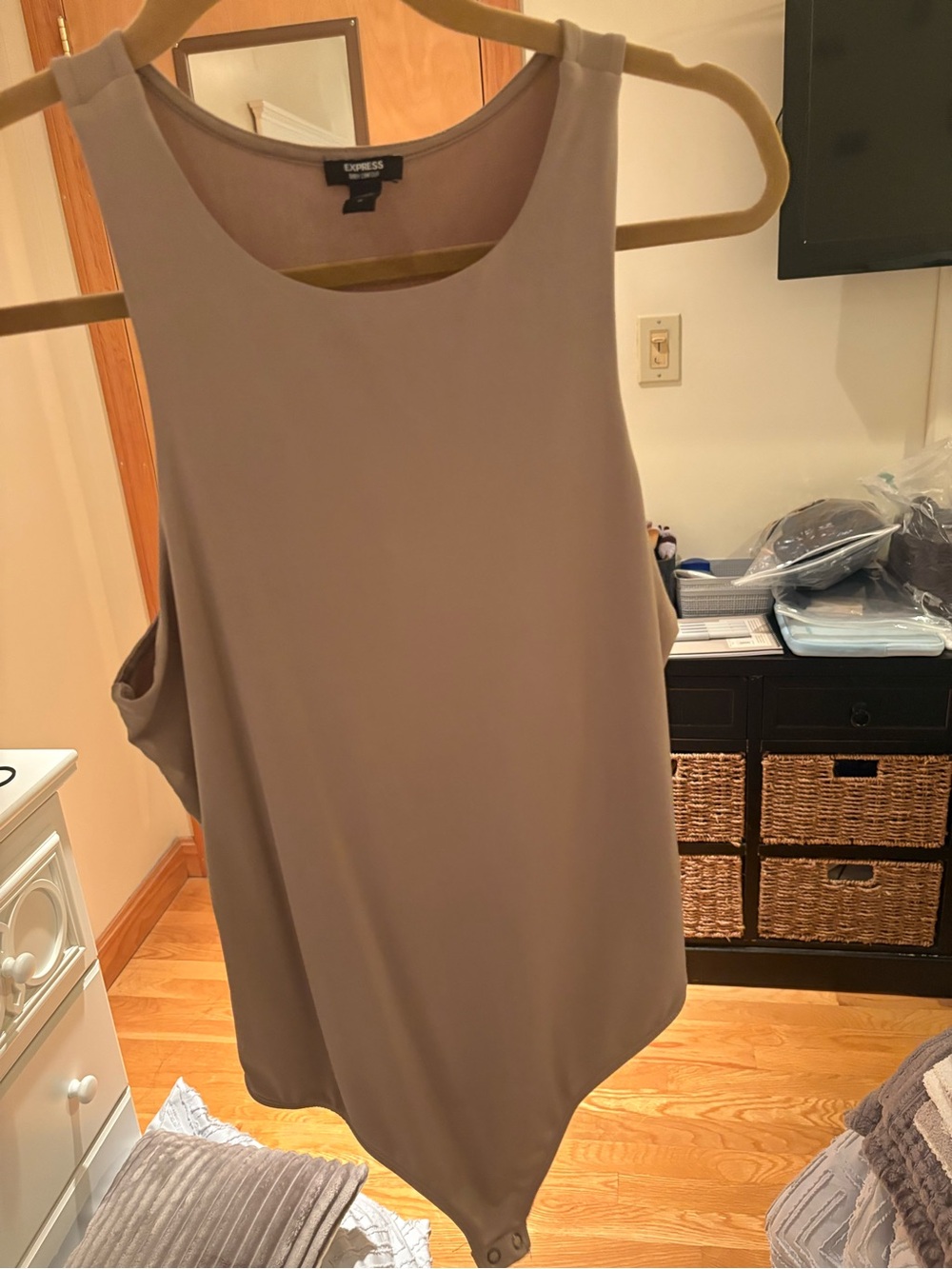 Express Sleeveless Scoop-Neck Bodysuit in Taupe